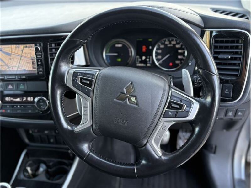 OUTLANDER PHEV