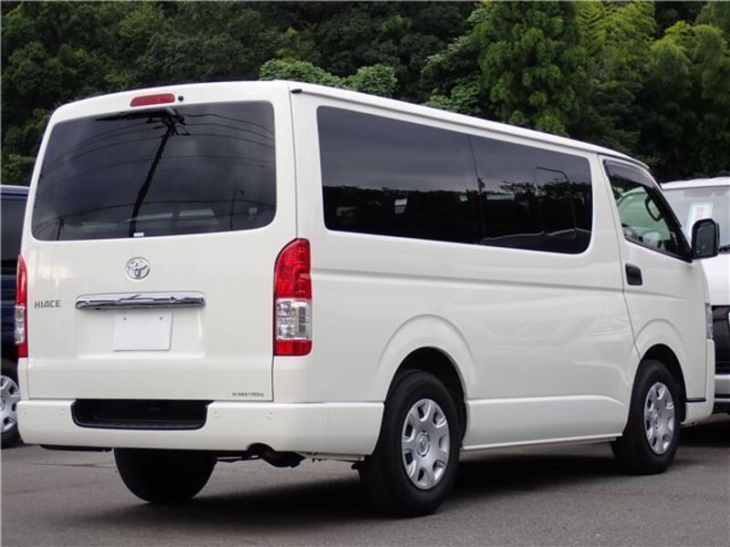 HIACE VAN