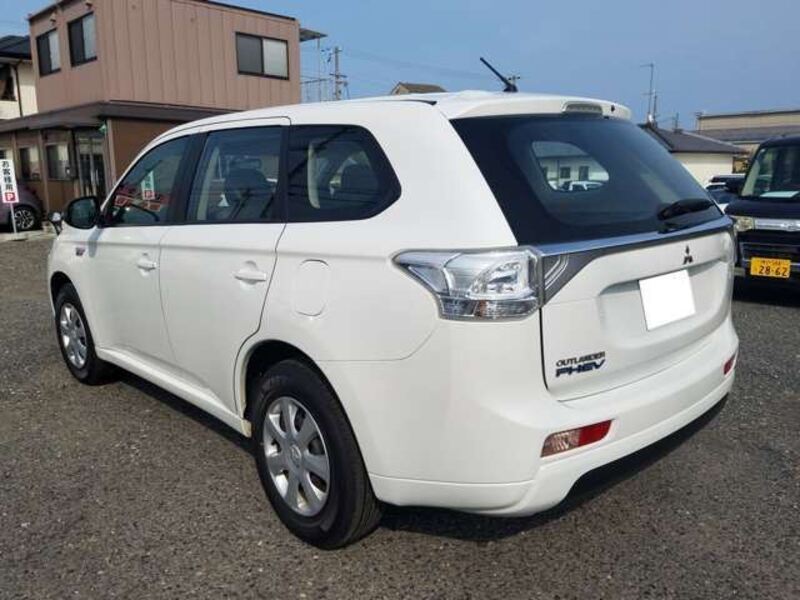 OUTLANDER PHEV