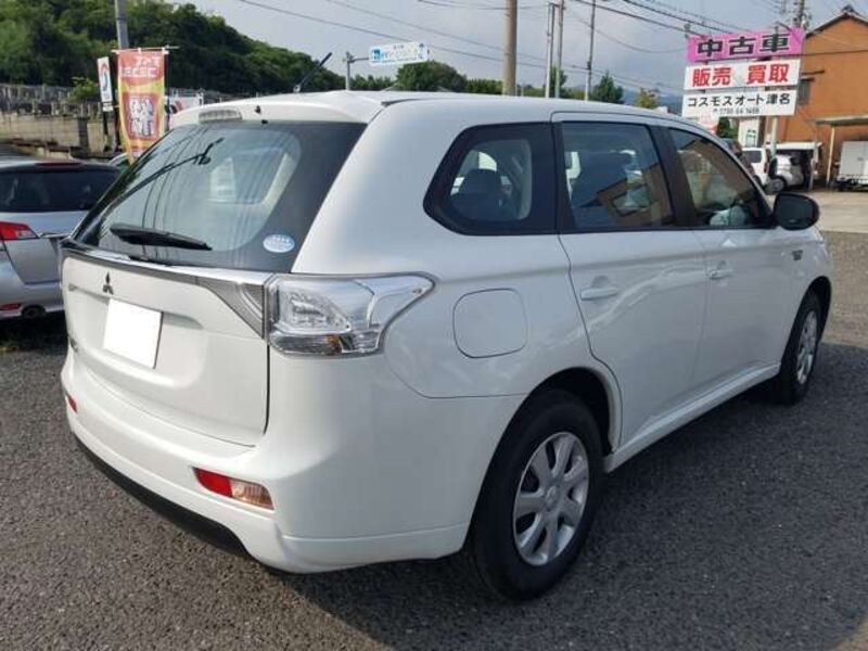 OUTLANDER PHEV