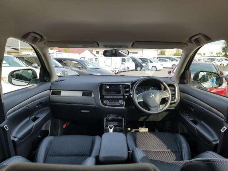 OUTLANDER PHEV