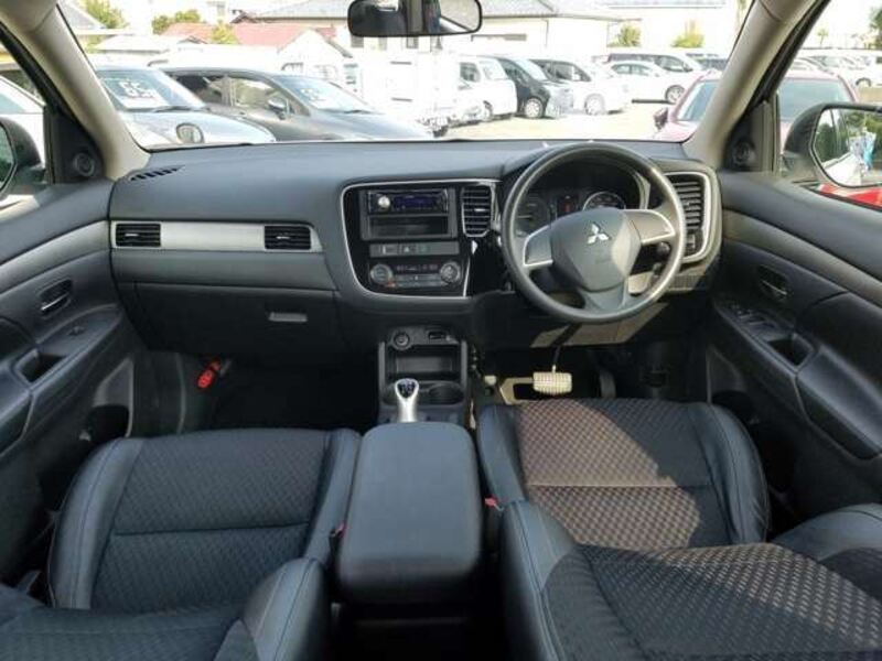 OUTLANDER PHEV