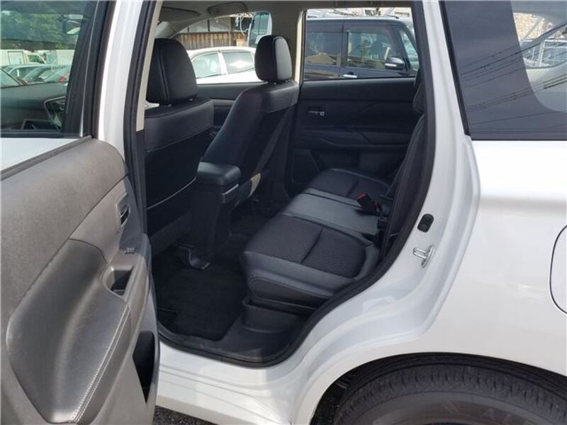 OUTLANDER PHEV