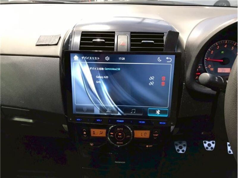 COROLLA AXIO