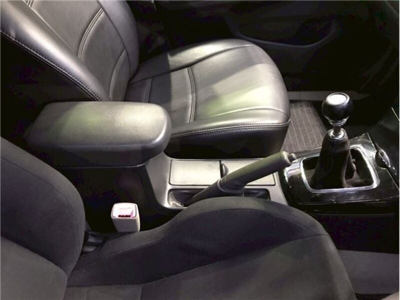 COROLLA AXIO