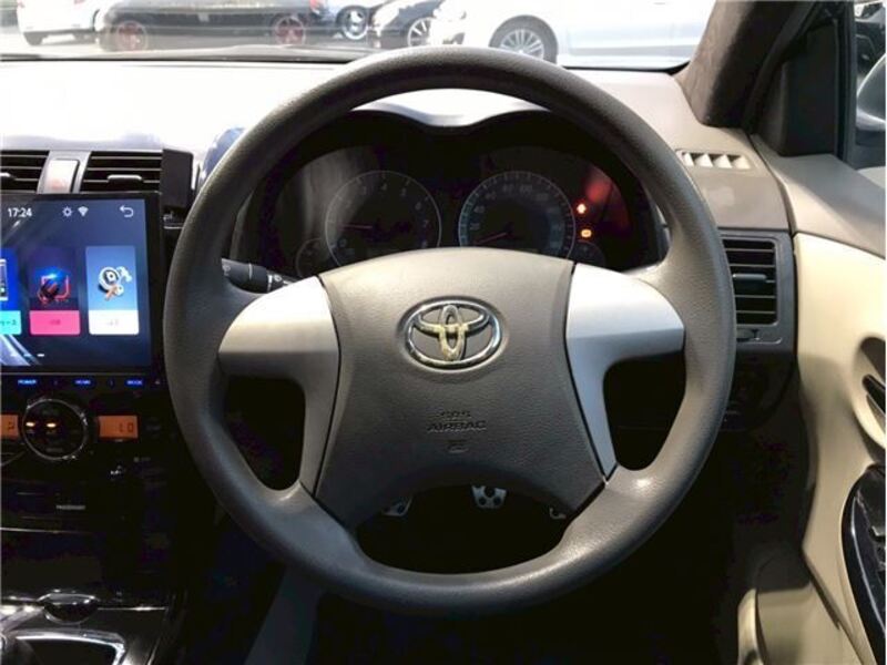 COROLLA AXIO