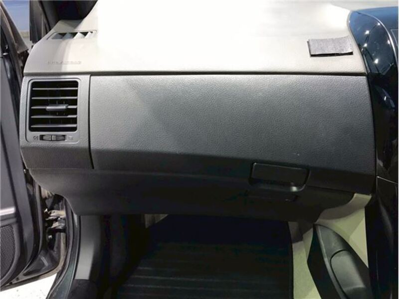 COROLLA AXIO