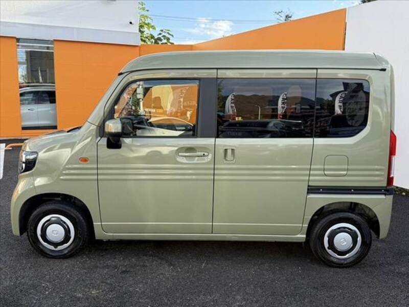 N-VAN