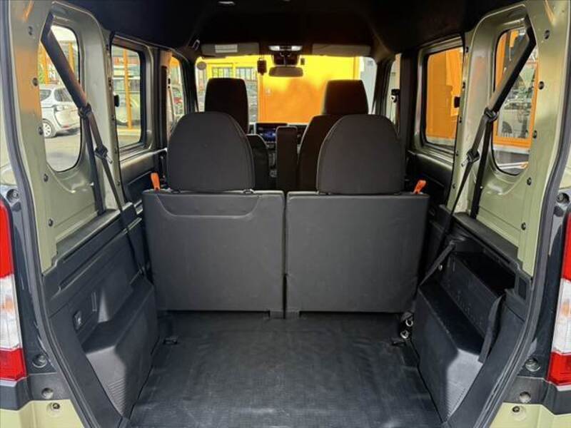 N-VAN