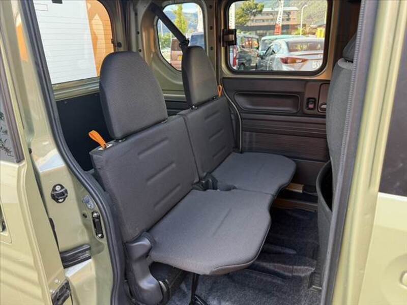 N-VAN
