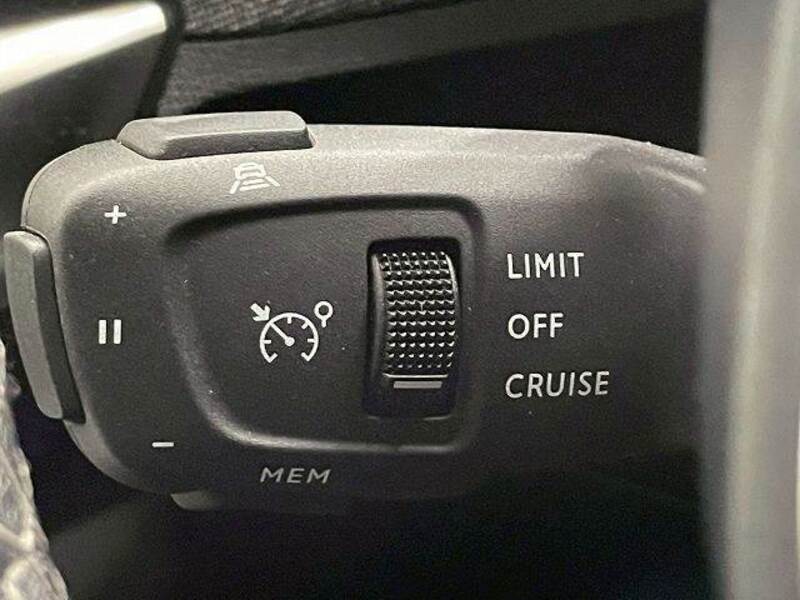 3008