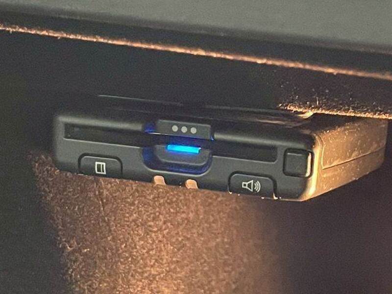 3008