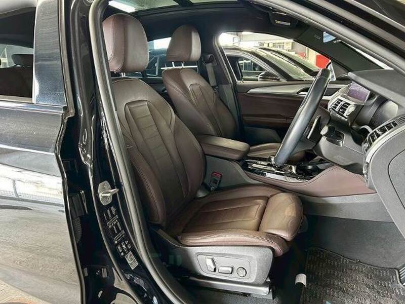 X4