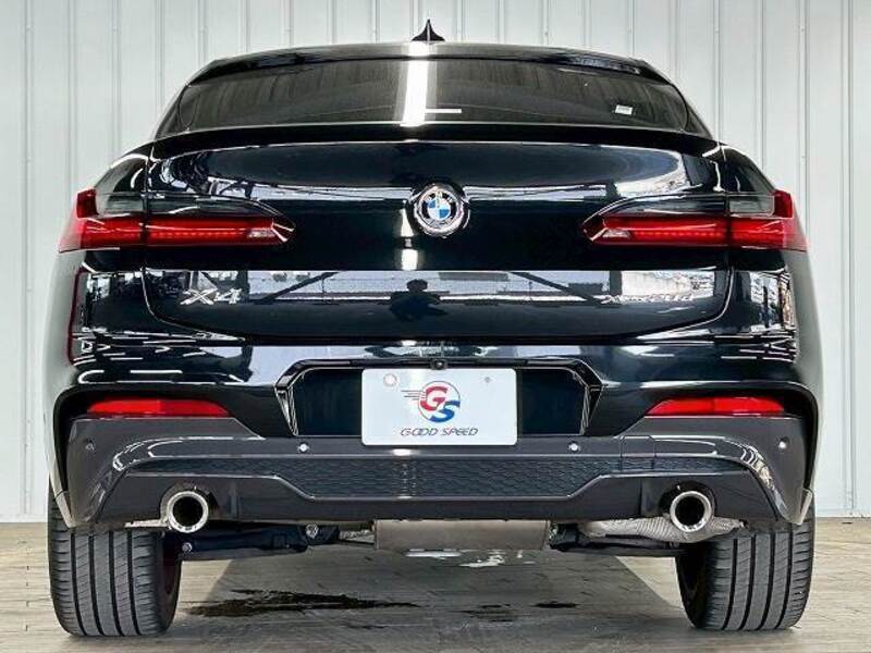 X4