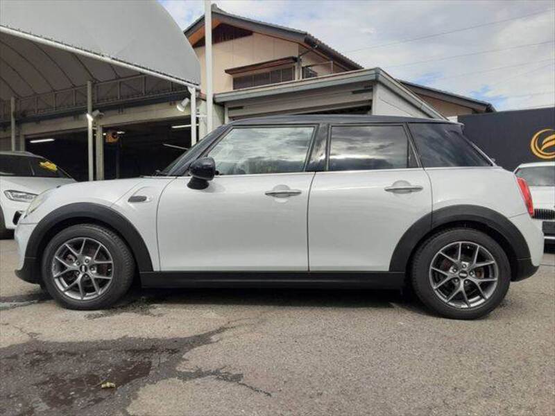 MINI