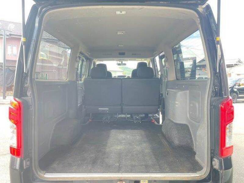 NV350 CARAVAN