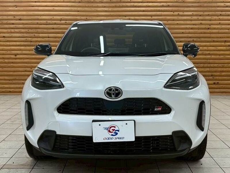 YARIS CROSS