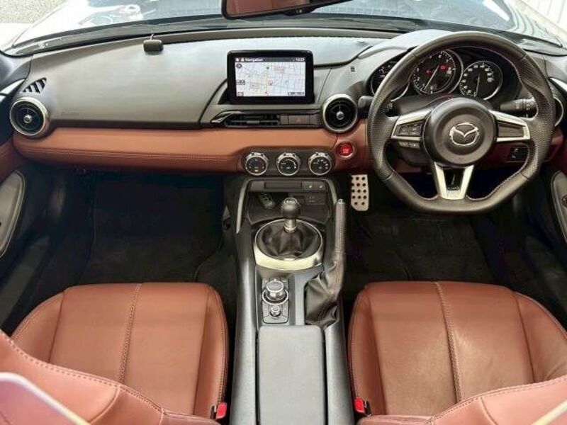 ROADSTER
