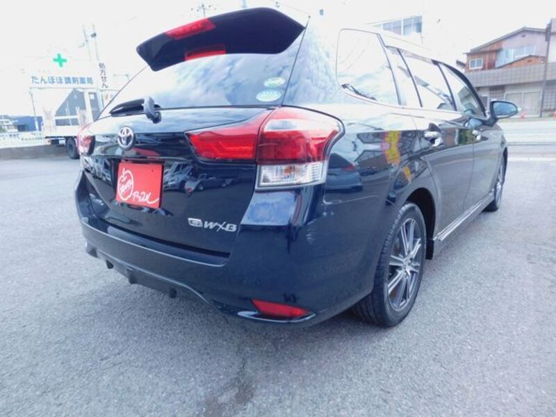 COROLLA FIELDER