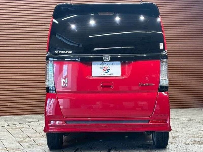 N BOX CUSTOM