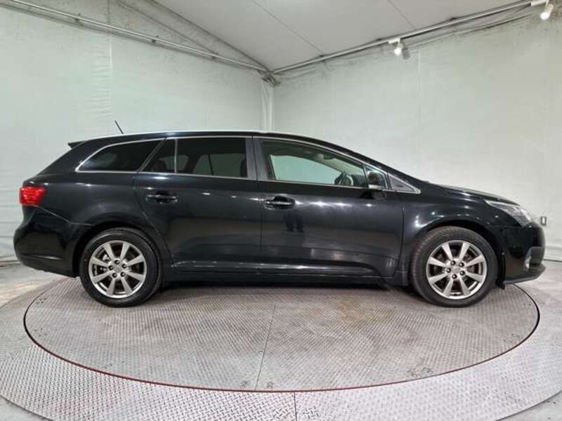 AVENSIS WAGON