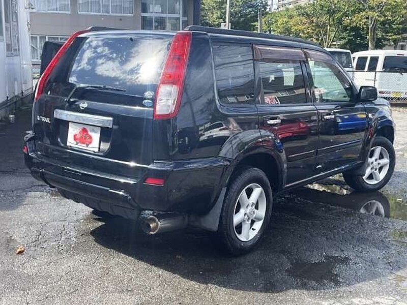 X-TRAIL