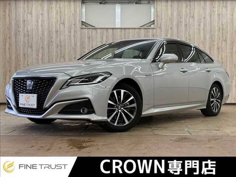 TOYOTA CROWN