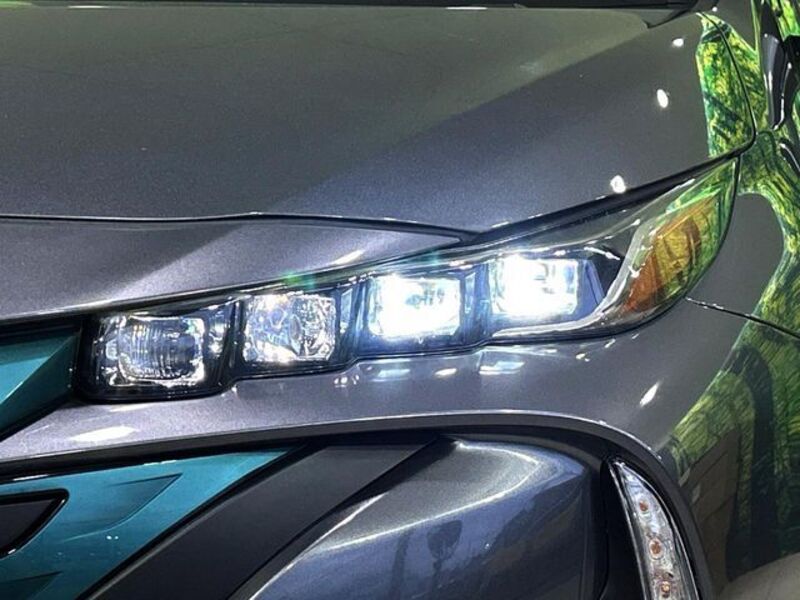 PRIUS PHV