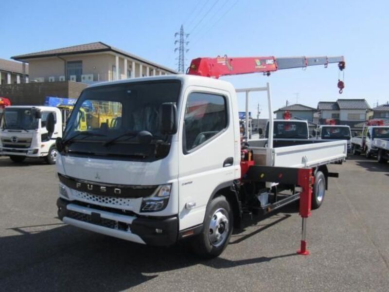 MITSUBISHI CANTER