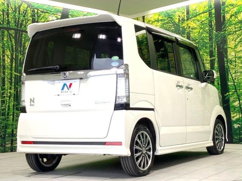 N BOX CUSTOM