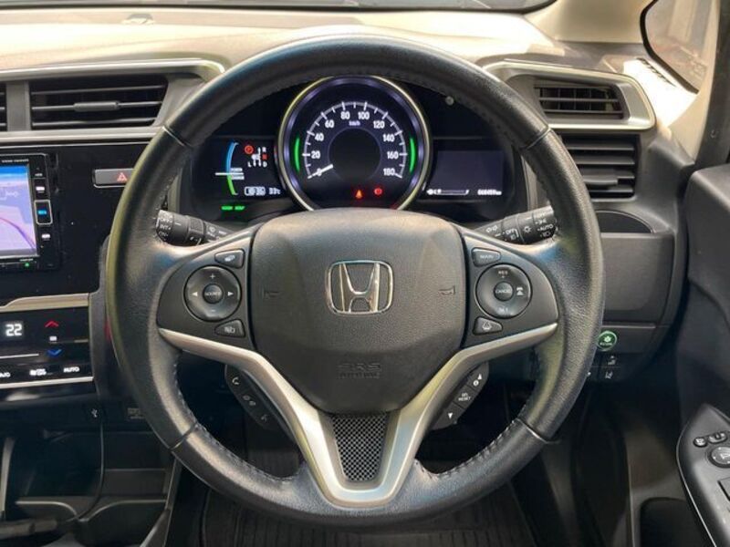 FIT HYBRID