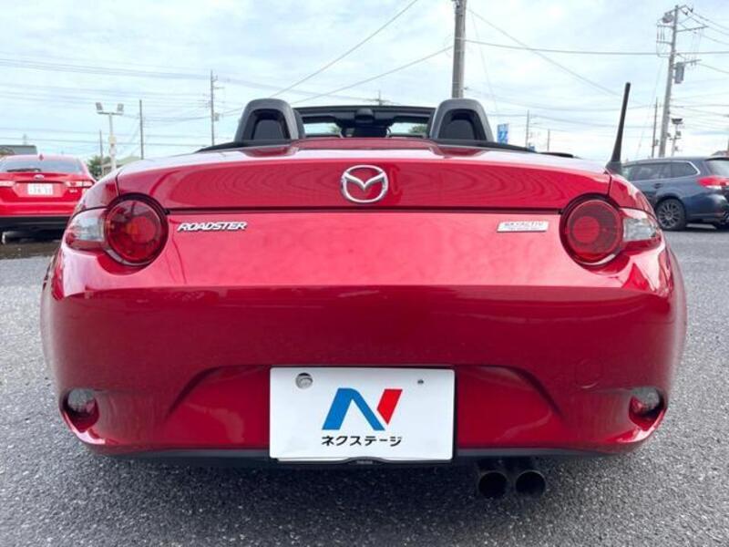 ROADSTER