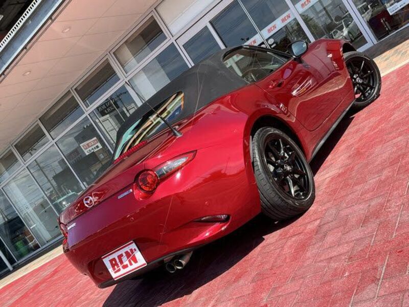 ROADSTER