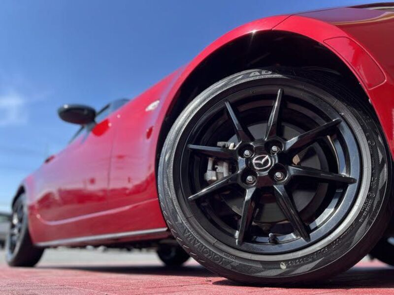 ROADSTER