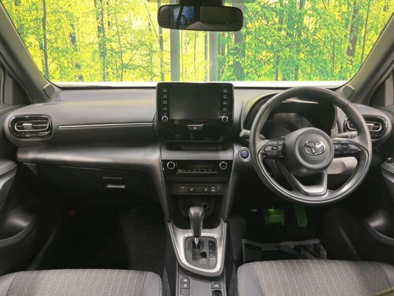 YARIS CROSS