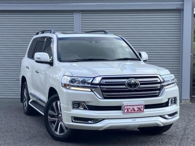 LAND CRUISER