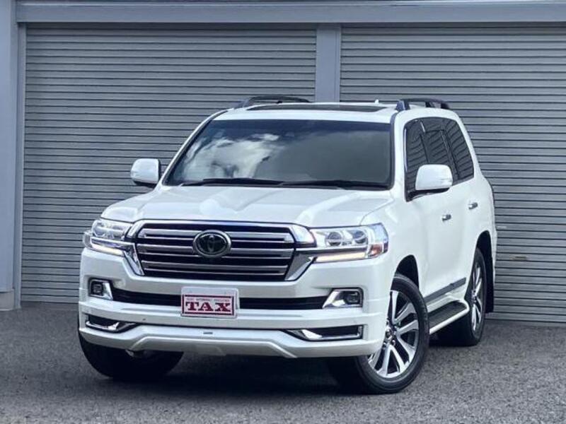 TOYOTA LAND CRUISER