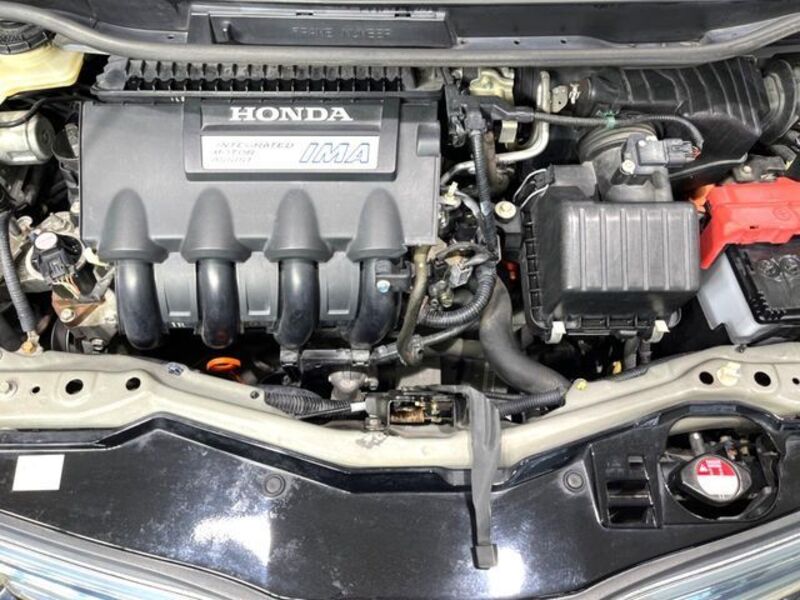 FIT HYBRID