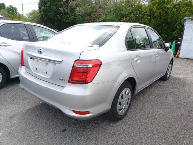 COROLLA AXIO