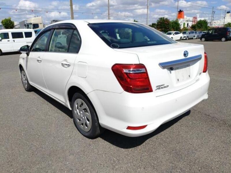 COROLLA AXIO