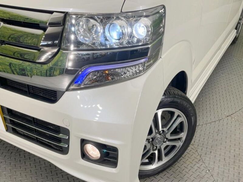 N BOX CUSTOM