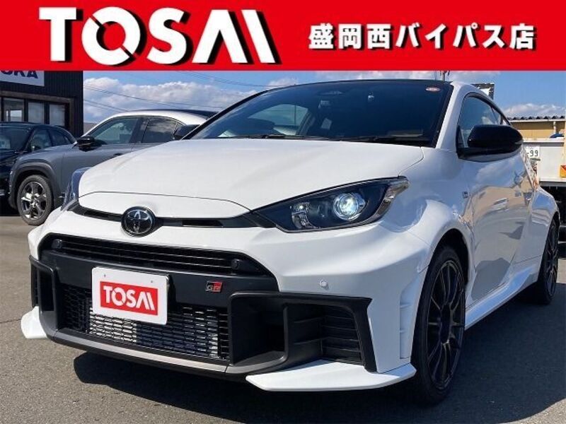 GR YARIS-0