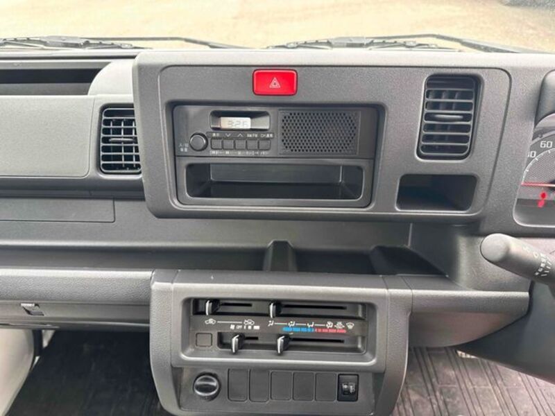 PIXIS TRUCK