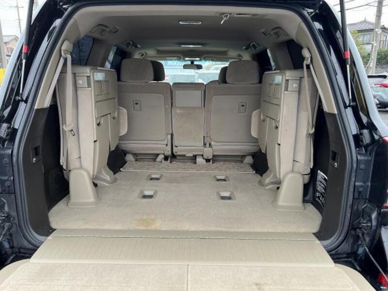 LAND CRUISER