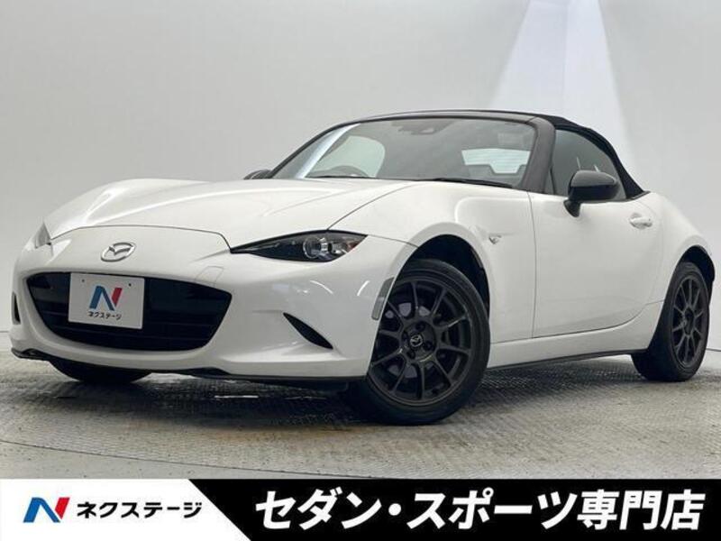 ROADSTER-0