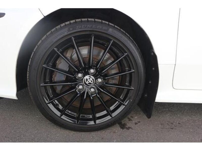 GR YARIS