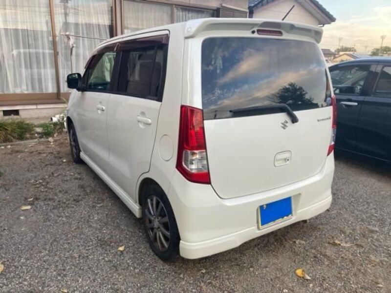 WAGON R