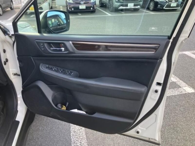 LEGACY OUTBACK