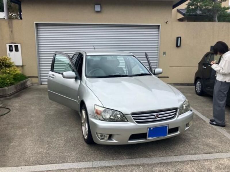 TOYOTA ALTEZZA