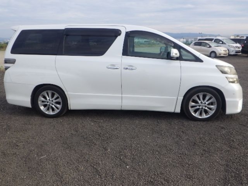 VELLFIRE